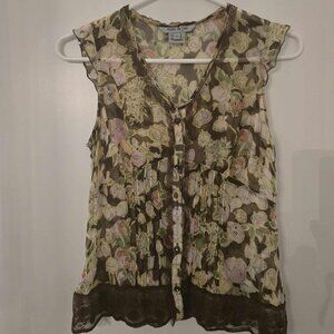 Cute floral sheer blouse with lace trim